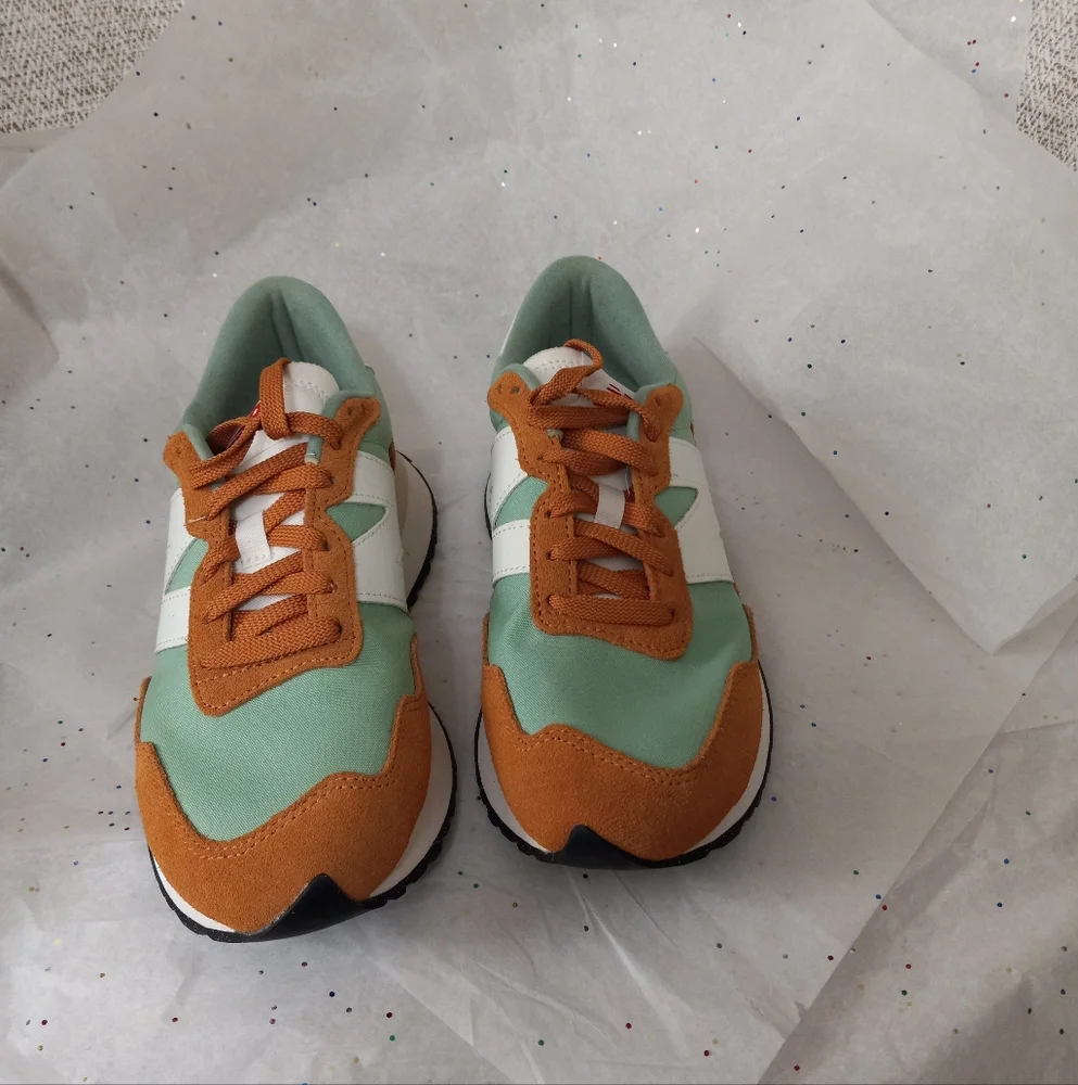 New Balance 237 Mint and Orange Sneakers - Picture 1 of 4